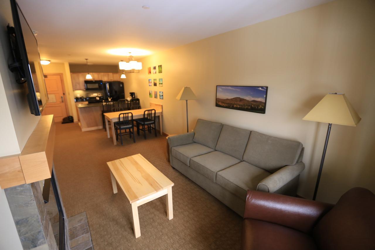 Burke Mountain Hotel And Conference Center 외부 사진